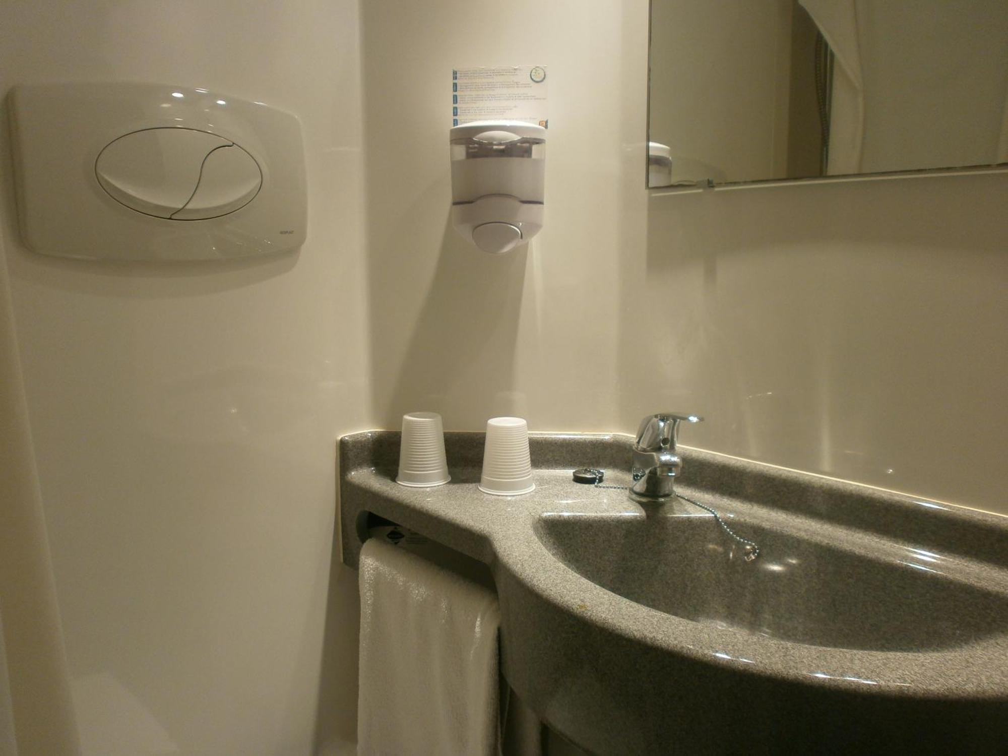 Hotel Parc Azur - Toulon Ollioules Pokój zdjęcie