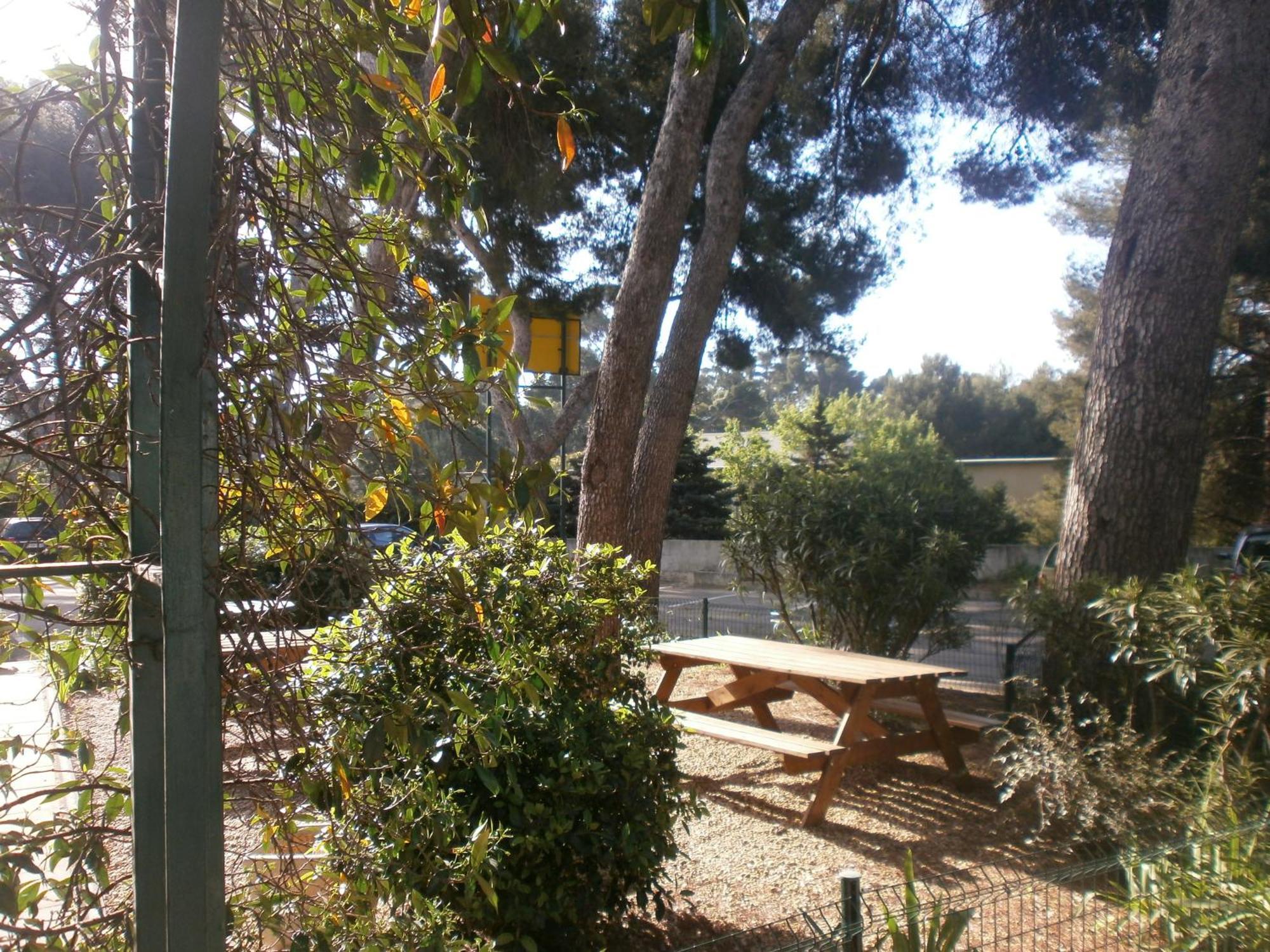 Hotel Parc Azur - Toulon Ollioules Zewnętrze zdjęcie